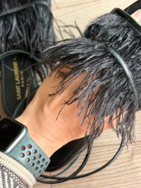 Saint Laurent Ostrich Black Feather-Trim Pointed sandals - Picture 5 of 17